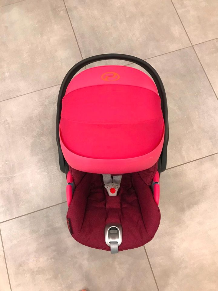 Cybex Cloud Z i-size plus passion pink Babyschale in Weihenzell