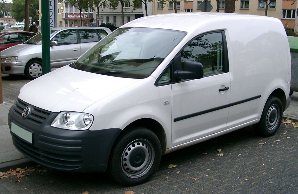 Transporter mit Fahrer günstig mieten - Umzug, Helfer in Seck