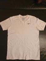 Original nike T-Shirt weiß M V kragen Baden-Württemberg - Pforzheim Vorschau