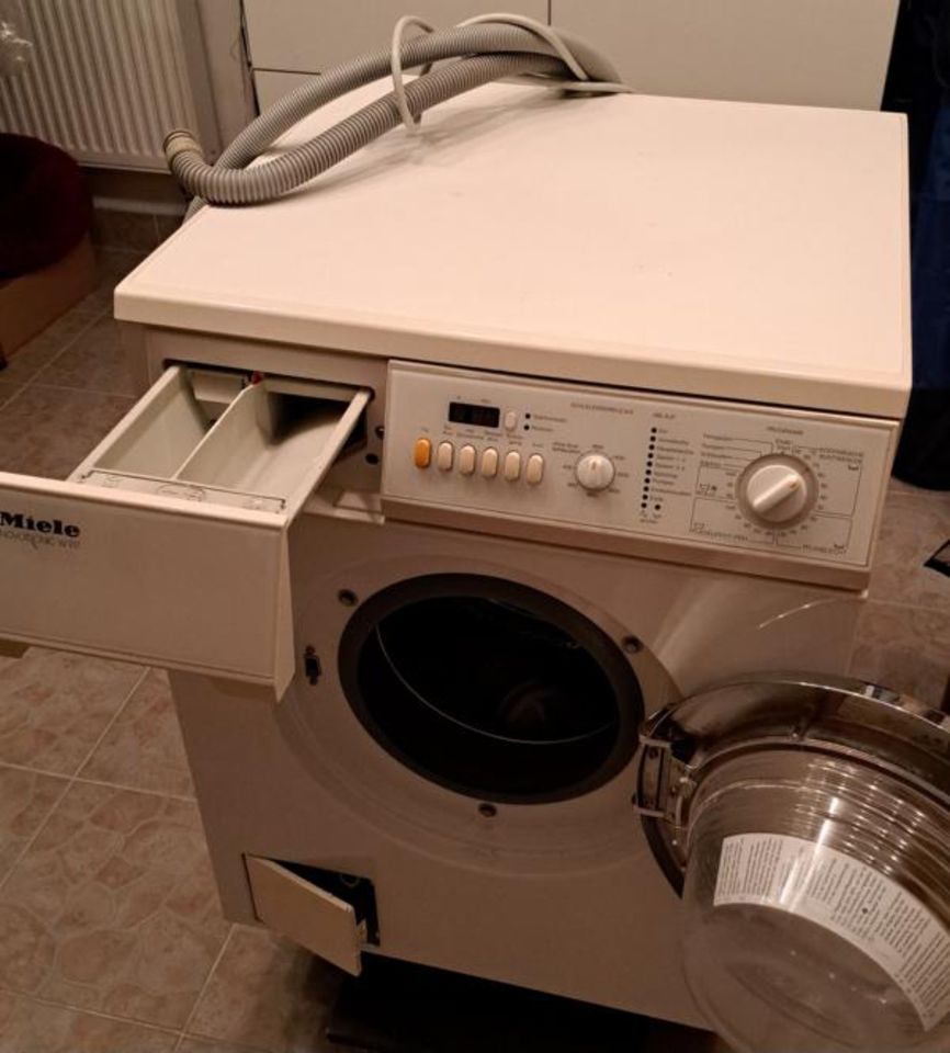 Miele-Waschmaschine in Schwelm