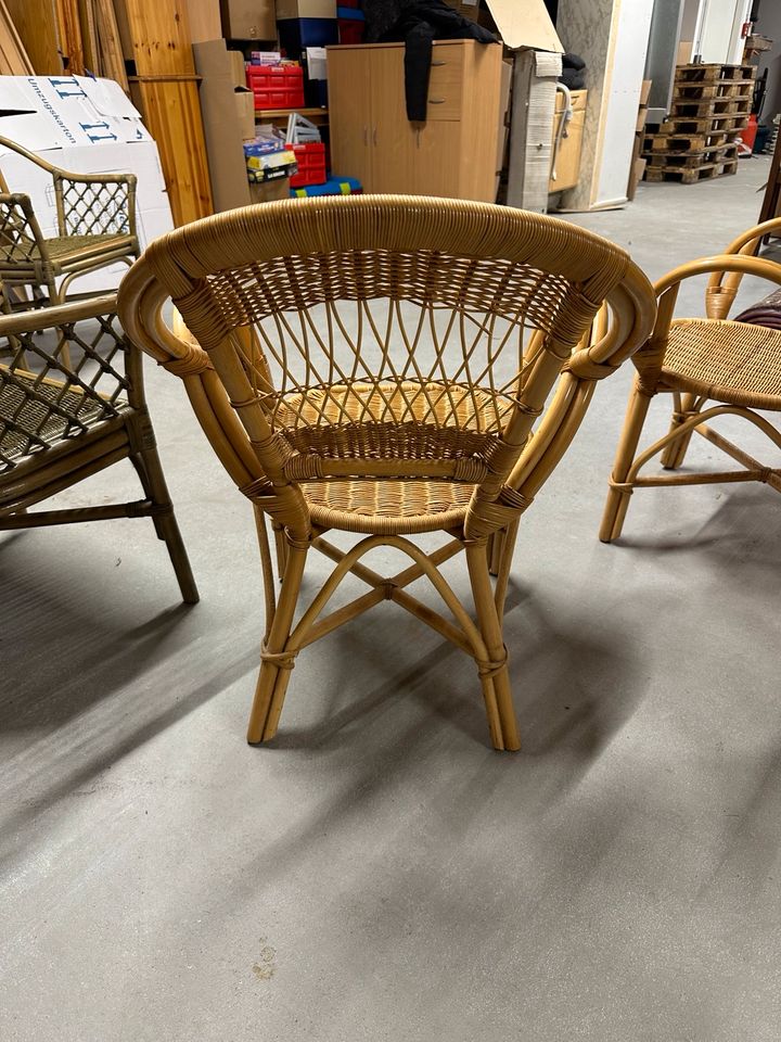 Rattan Stühle in Kiel