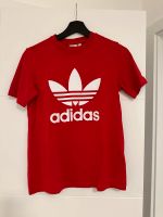 Neuwertiges Tshirt Adidas rot Nordrhein-Westfalen - Eschweiler Vorschau