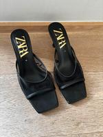 ZARA Mules Sandaletten schwarz Gr. 41 Bothfeld-Vahrenheide - Isernhagen-Süd Vorschau