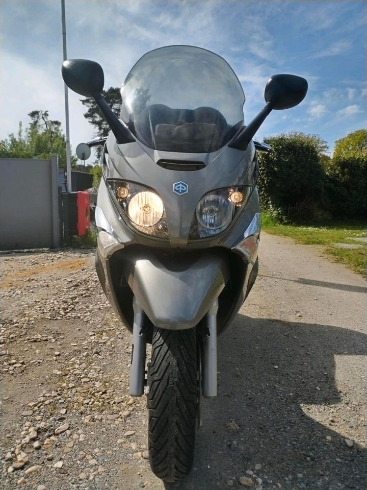 Piaggio xevo 125 ccm in Viersen