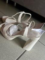 Bershka High heels Weiß Baden-Württemberg - Ulm Vorschau