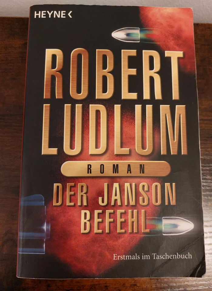 Robert Ludlum/Verschiedene Bücher/Roman/Buch in Radeberg