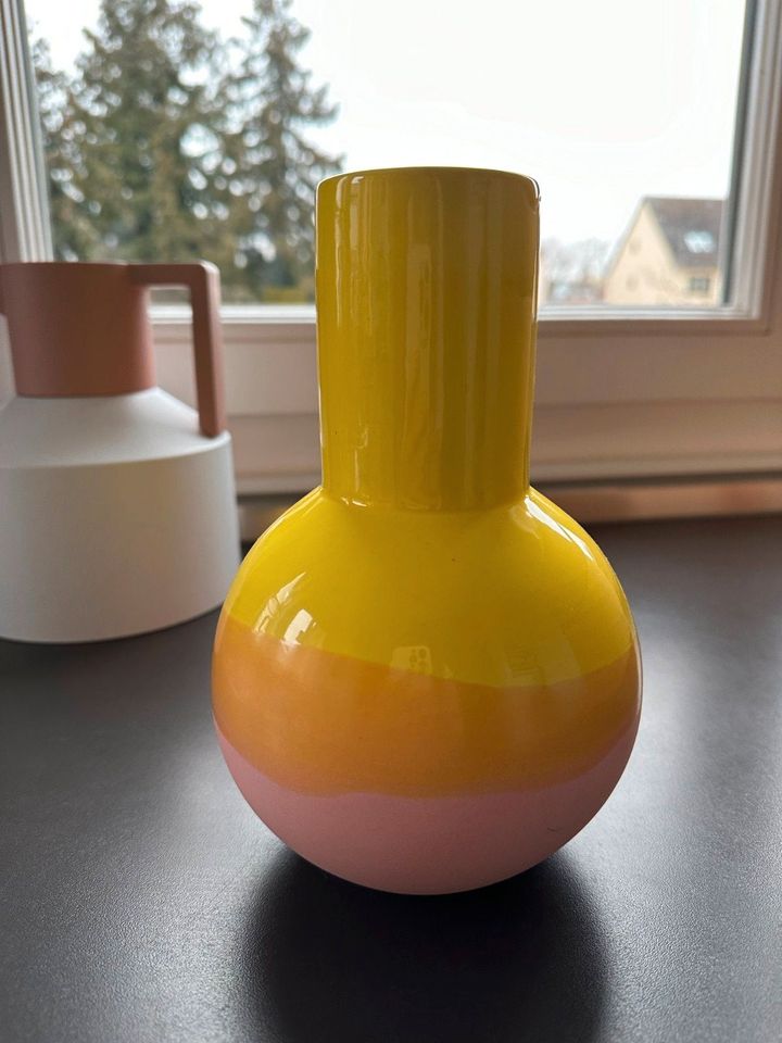 Bola Vase M gelb rose in Neu-Isenburg