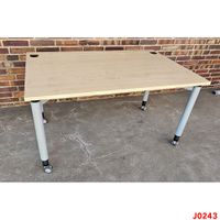 35x rollbarer Schreibtisch Büro 140x90 cm Ahorn Arbeitstisch Brandenburg - Bad Belzig Vorschau