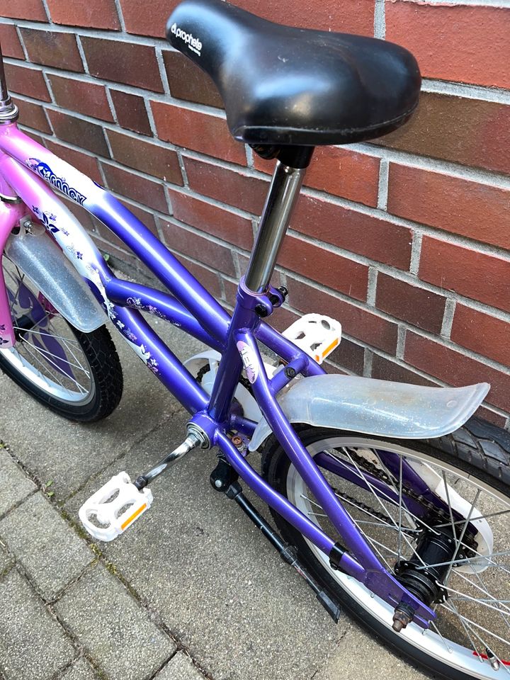 Kinderfahrrad lila weiß in Apensen