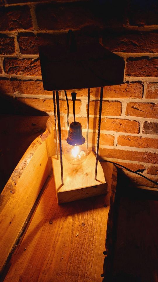 Tischlampe Nachttisch Lampe Licht Leuchte Holz upcycling DIY in Schortens