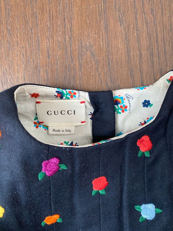 GUCCI Kleid 9-12 Monate in Oberursel (Taunus)