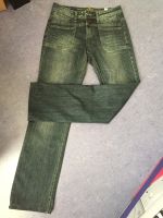 Jeans S oliver S gekürzt sonst wie neu Jungen Hose L105cm/B39/40 Baden-Württemberg - Wolfschlugen Vorschau