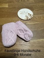 Baby Mädchen Strick Handschuhe Fäustlinge rosa 0-6 Monate Baden-Württemberg - Albstadt Vorschau