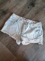 Clockhouse Shorts Hotpants Jeans Gr. 38 M Nordrhein-Westfalen - Wettringen Vorschau