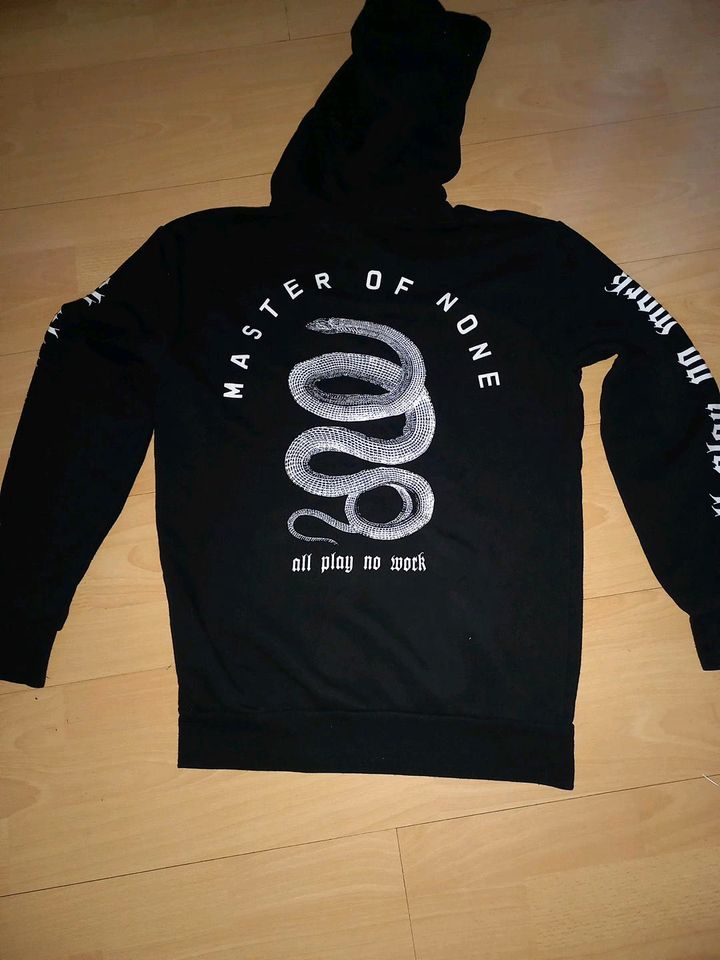 MASTER OF NONE SWEATSHIRT HOODIE PULLOVER SHIRT in Offenbach