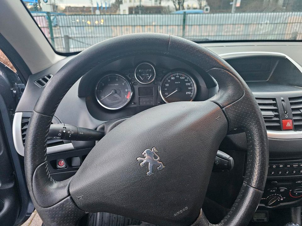 Peugeot 206+ in Witten