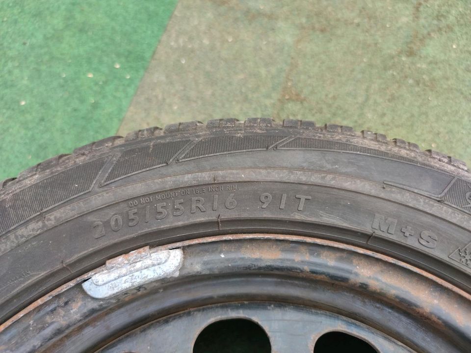 205/55 R16 Räder/Stahlfelgen VW Golf Touran in Weilrod 