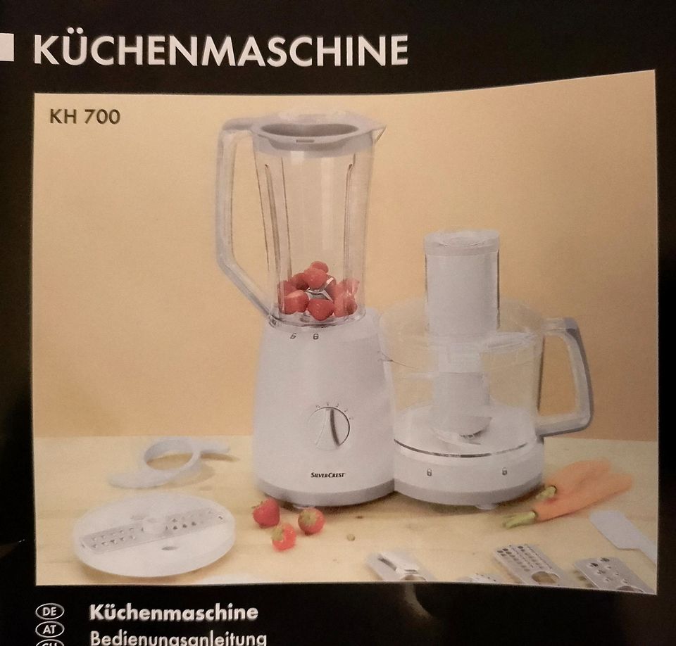 Küchenmaschine viele Zubehör Mixer Reibe Schneiden Kneten in Hamburg