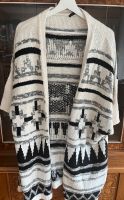 Kuschelige Strickjacke Jacke Strickmantel Vintage Oversize Hessen - Offenbach Vorschau