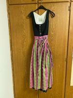 Dirndl in schwarz mit bunter Schürze Bayern - Feldkirchen-Westerham Vorschau