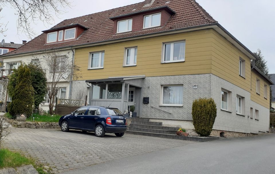 Von privat: Mehrfamilienhaus am Ortsrand von Bad Meinberg, 368m² in Horn-Bad Meinberg
