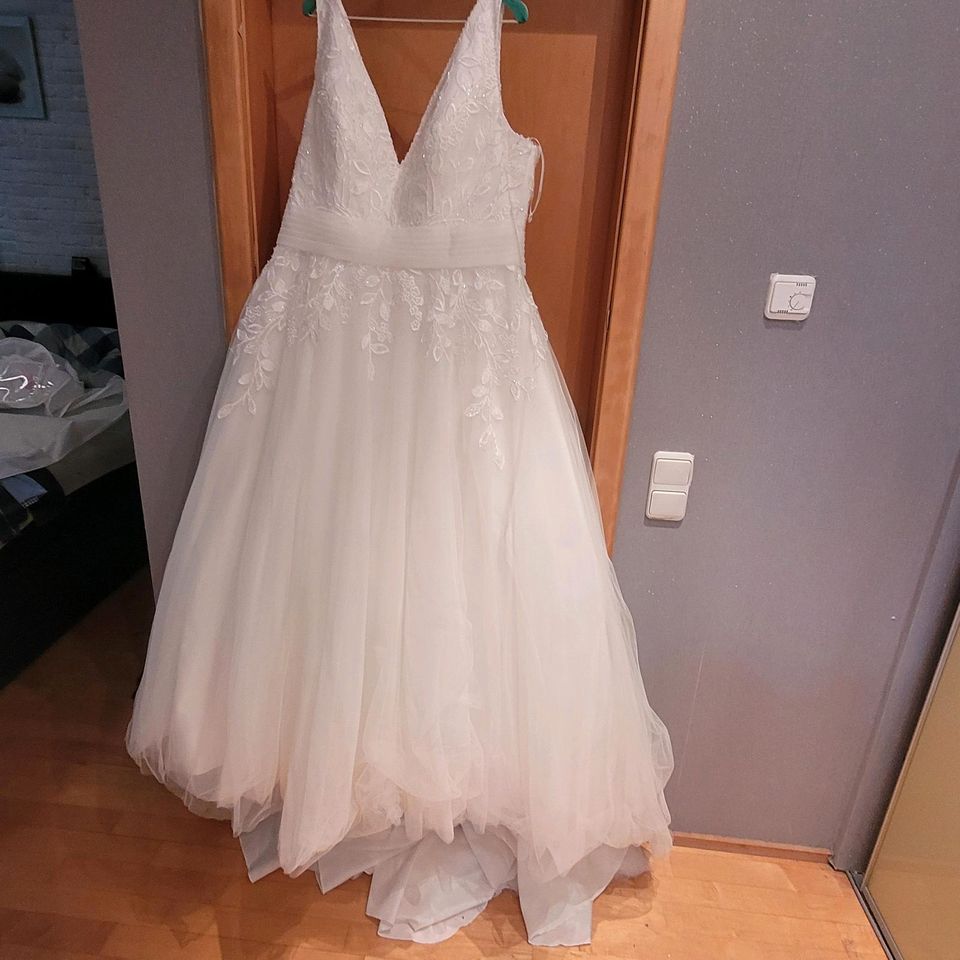 Wunderschönes Brautkleid in Geilenkirchen