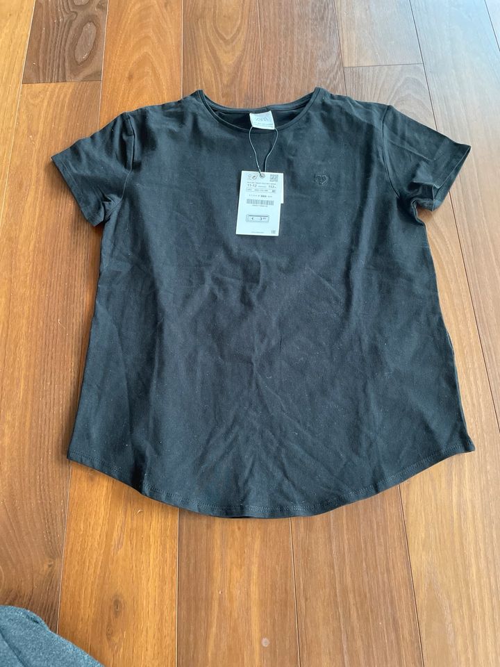 5x ZARA T-Shirts & 1x schwarz * Gr. 152 * NEU * Kindergeburtstag in Stuttgart