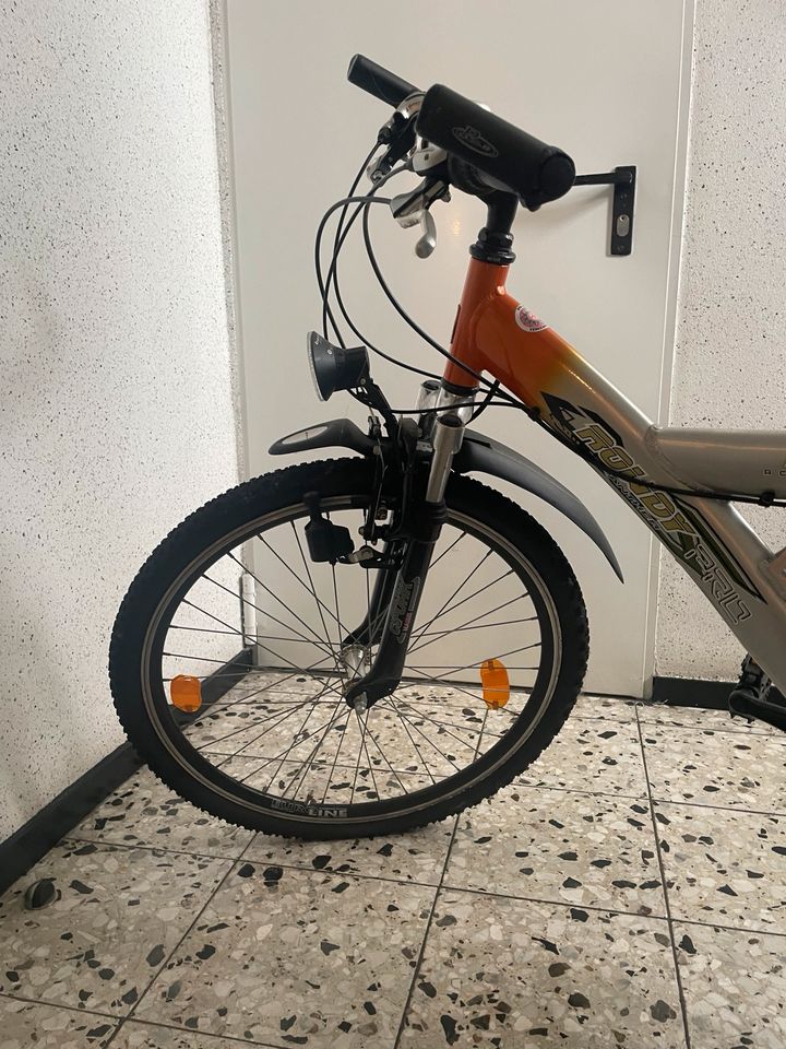 Fahrrad für Teenager/Kind 26 Zoll in Oberhausen