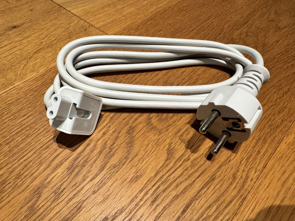 Apple Power Adapter Netzteil Verlängerungskabel mit Magsafe NEU in Freilassing
