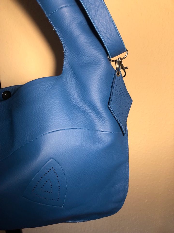 Handtasche blau Leder Unikat Handarbeit Tasche in Murrhardt
