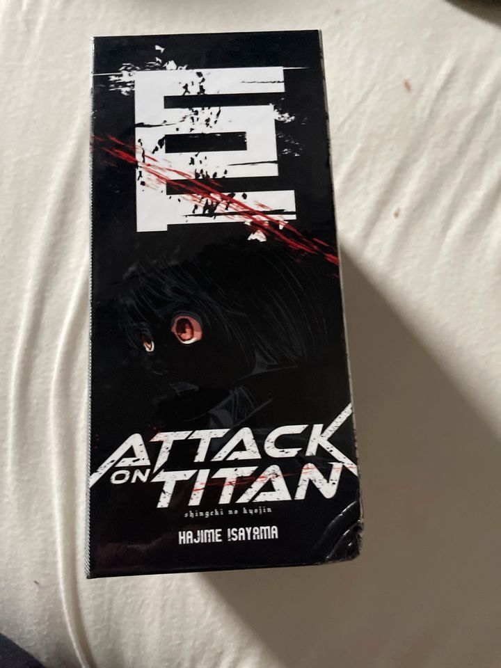 Attack on Titan Manga band 16-20 in Neuss