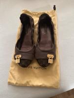Louis Vuitton Schuhe mit Schlösschen Baden-Württemberg - Ulm Vorschau
