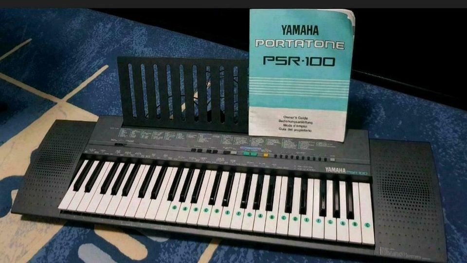 Keyboard Yamaha PSR 100 in Heidelberg