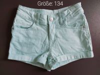 kurze Hose Mädchen Sommer Jeans 134 Sachsen-Anhalt - Wimmelburg Vorschau