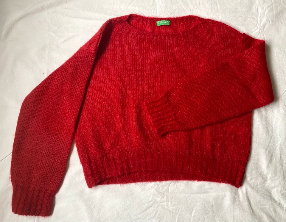 Benetton Roter Pullover Wolle in Köln