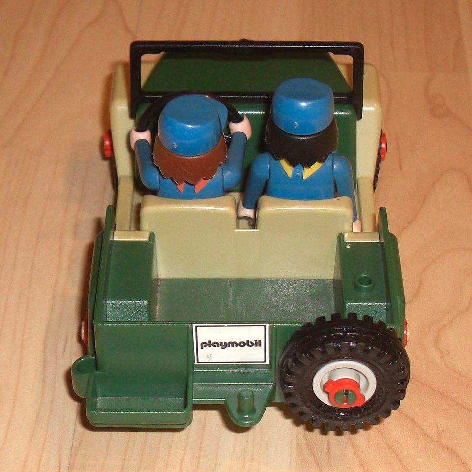 Playmobil Vintage Jeep grün Geobra von 1981 + 2 Figuren in Berg