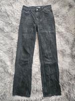Jeans High Waist Bershka Gr. 36 schwarz Niedersachsen - Salzgitter Vorschau