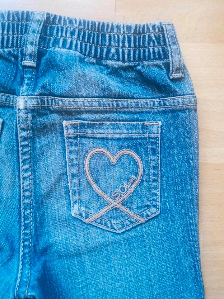 Jeanshose von s. oliver für Mädchen. Gr. 128. Sehr gut erhalten in Hamburg