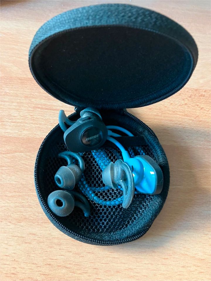 BOSE SoundSport Bluetooth Kopfhörer ear buds wireless defekt in Frankfurt am Main