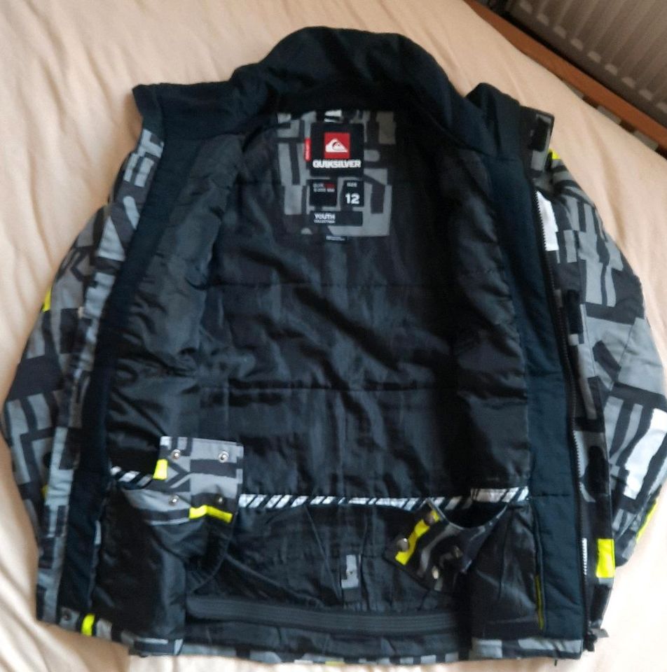 Winterjacke Quiksilver size 12 (12Jahre) in München