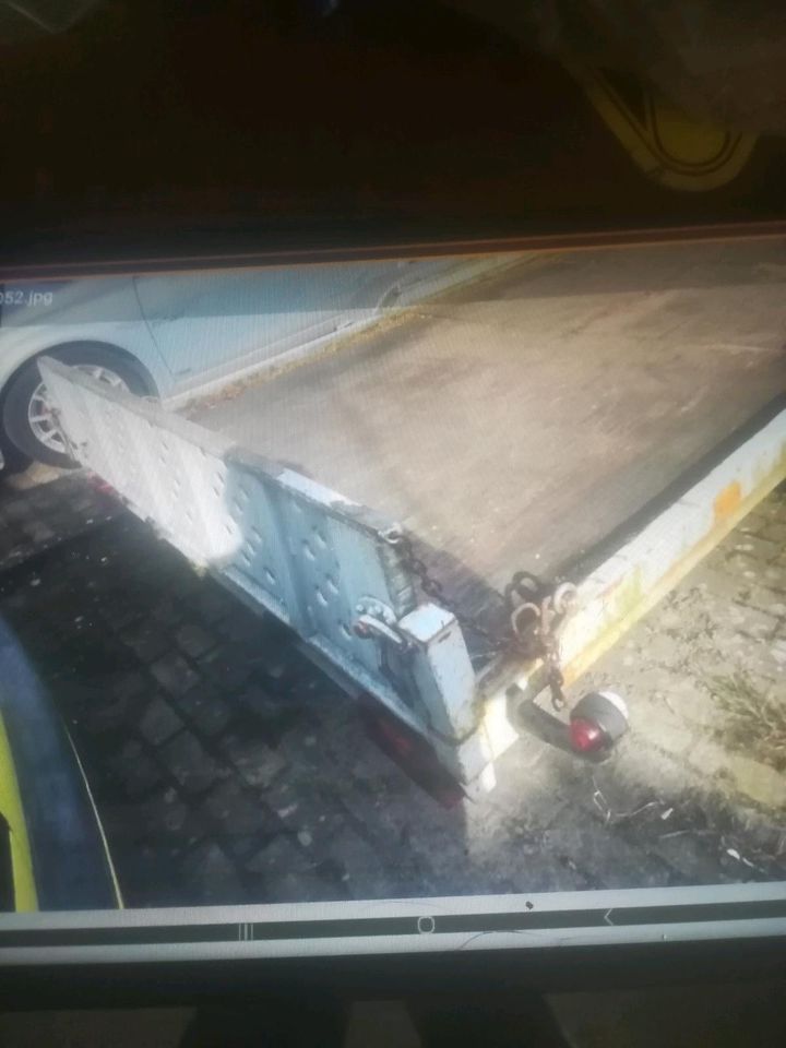 Autotrailer, Anhänger in Burg