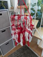 Süßer Adventskalender - Weihnachtsdeko mit Socken rot/weiß Hessen - Wiesbaden Vorschau