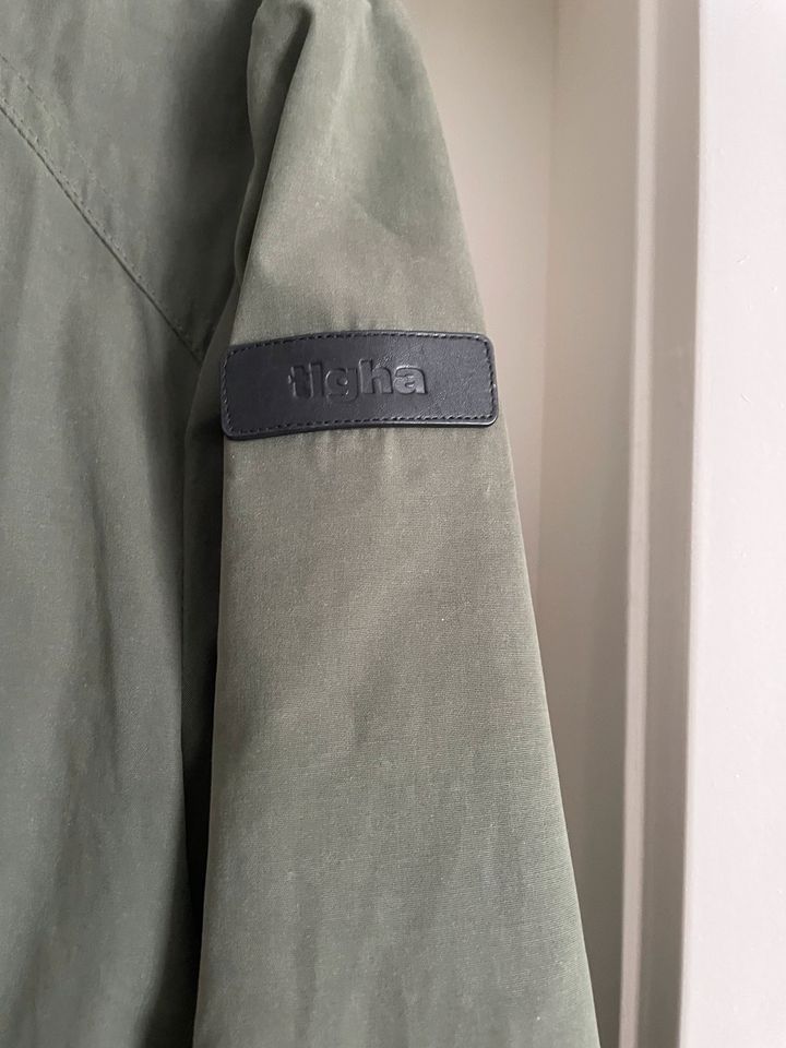 Tigha Jacke Khaki Gr. M wie neu in München