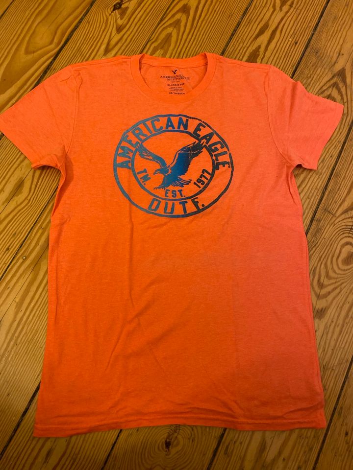 American Eagle Outfitters T-Shirt XS orange in Rosengarten