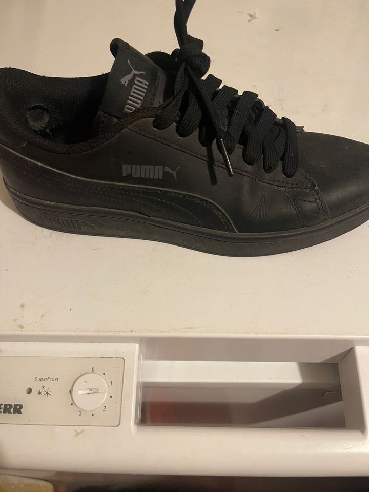 Puma sneaker schwarz in Augsburg