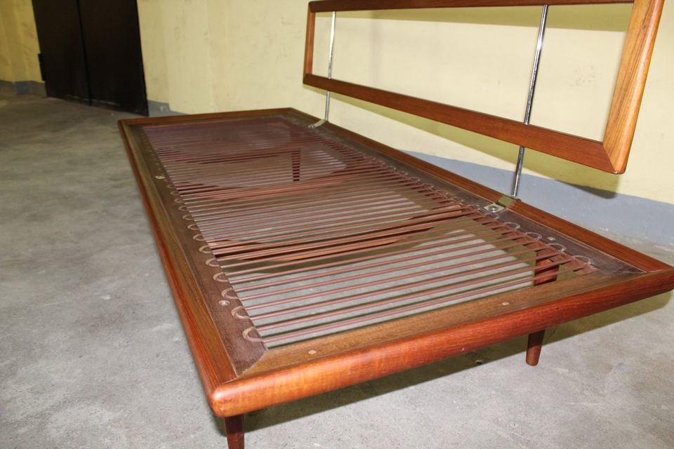 Teak Schlafsofa Daybed Peter Hvidt Mølgaard-Nielsen France & Son in Berlin