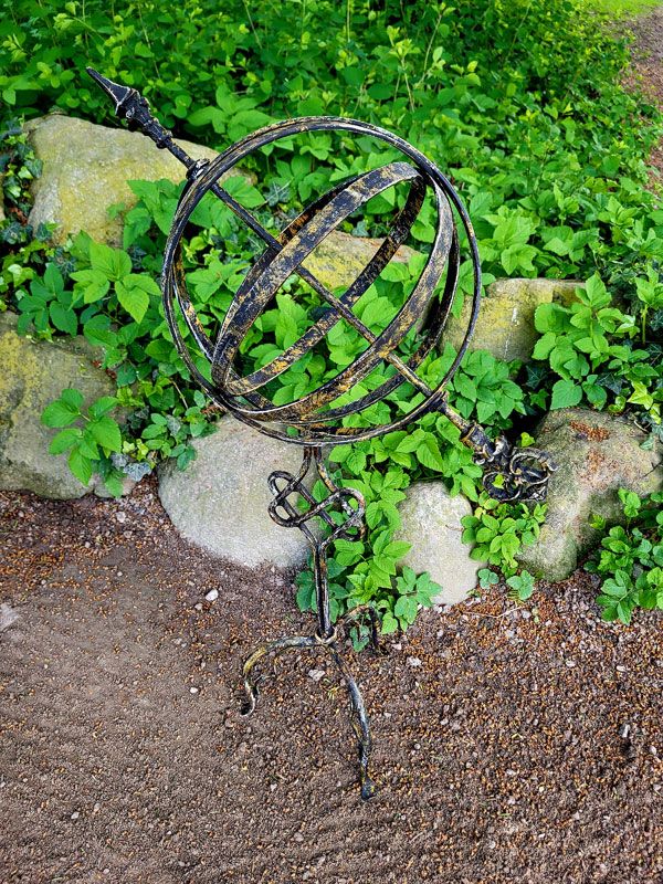 Vintage Sonnenuhr Schmiedeeisen Ringsonnenuhr Gartendeko NEU/PAYP in Solingen