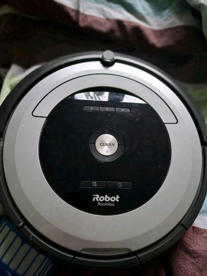 Saugroboter Roomba 600 IRobot in Berlin