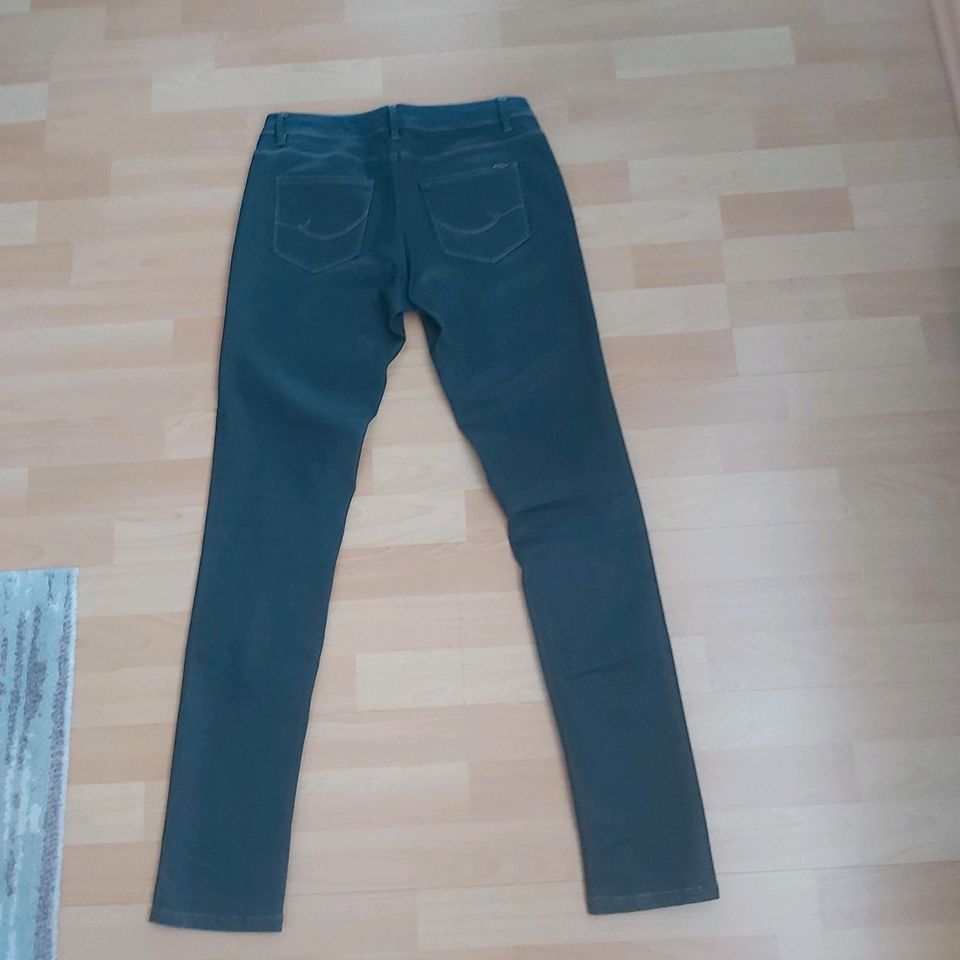 Jeans von Orsay - Größe 34 - Dunkelblau - Neuwertig in Uhldingen-Mühlhofen