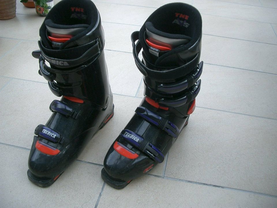 Ski Schuhe Marke TECNICA Gr. 46  (11,5) in Meppen
